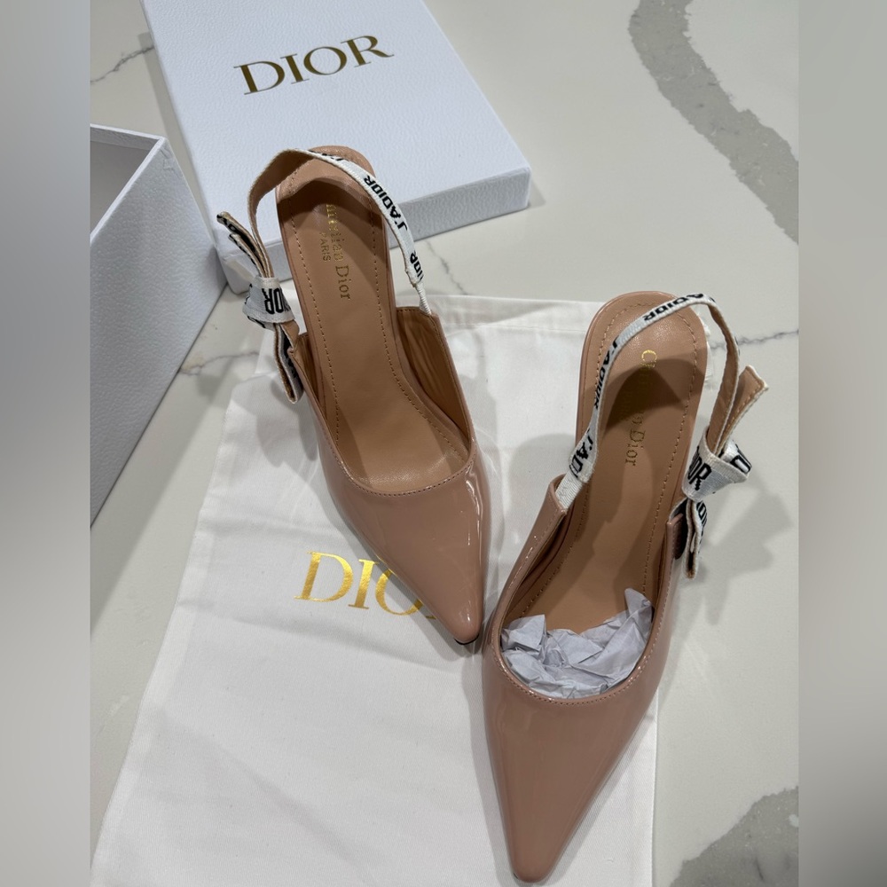 Dior J'Adior Slingback Pump Heels LOOK a LIKE
Size 39